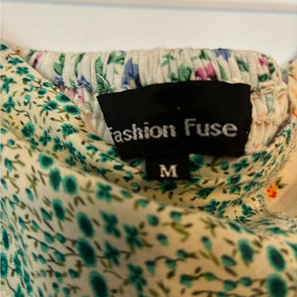 Flowy skirt! - Picture 2 of 2